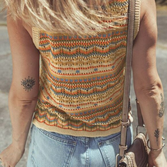 Boutique Wholesale Multicolor Sweater Top - Picture 2 of 3